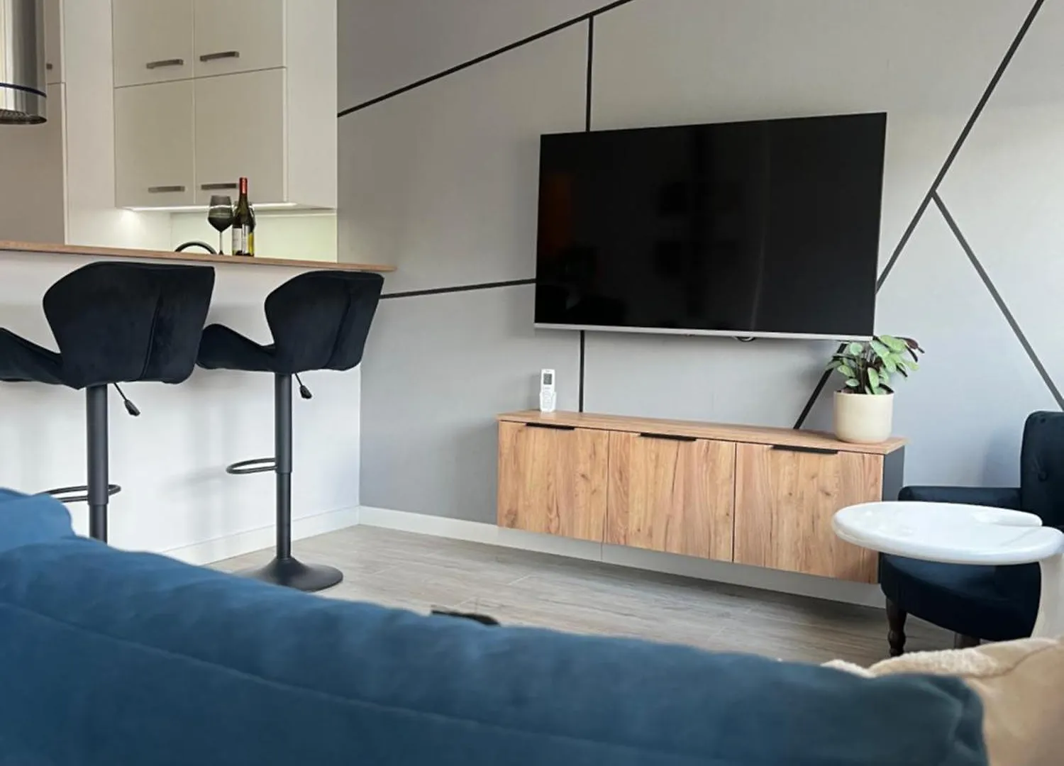 Pomorska Apartment contacts